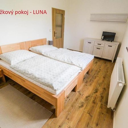 Pension Pod Hvezdami Bozejov Luaran gambar